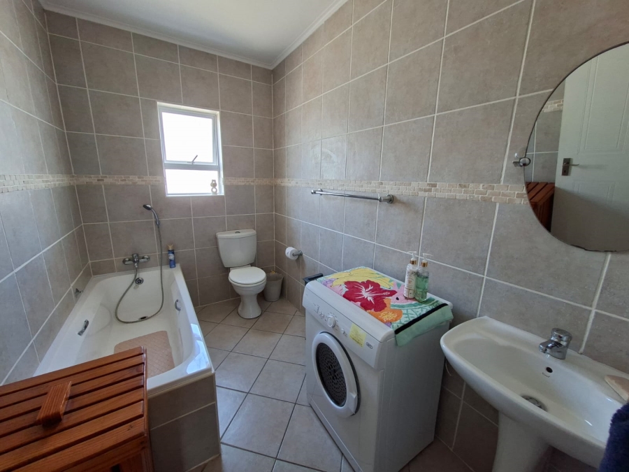 3 Bedroom Property for Sale in Reebok Western Cape